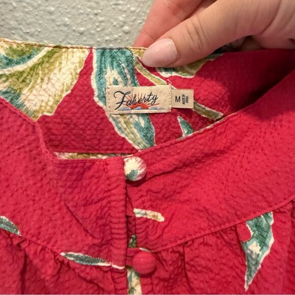 Faherty marina seersucker pink Floral Camisole Top M - Picture 2 of 4